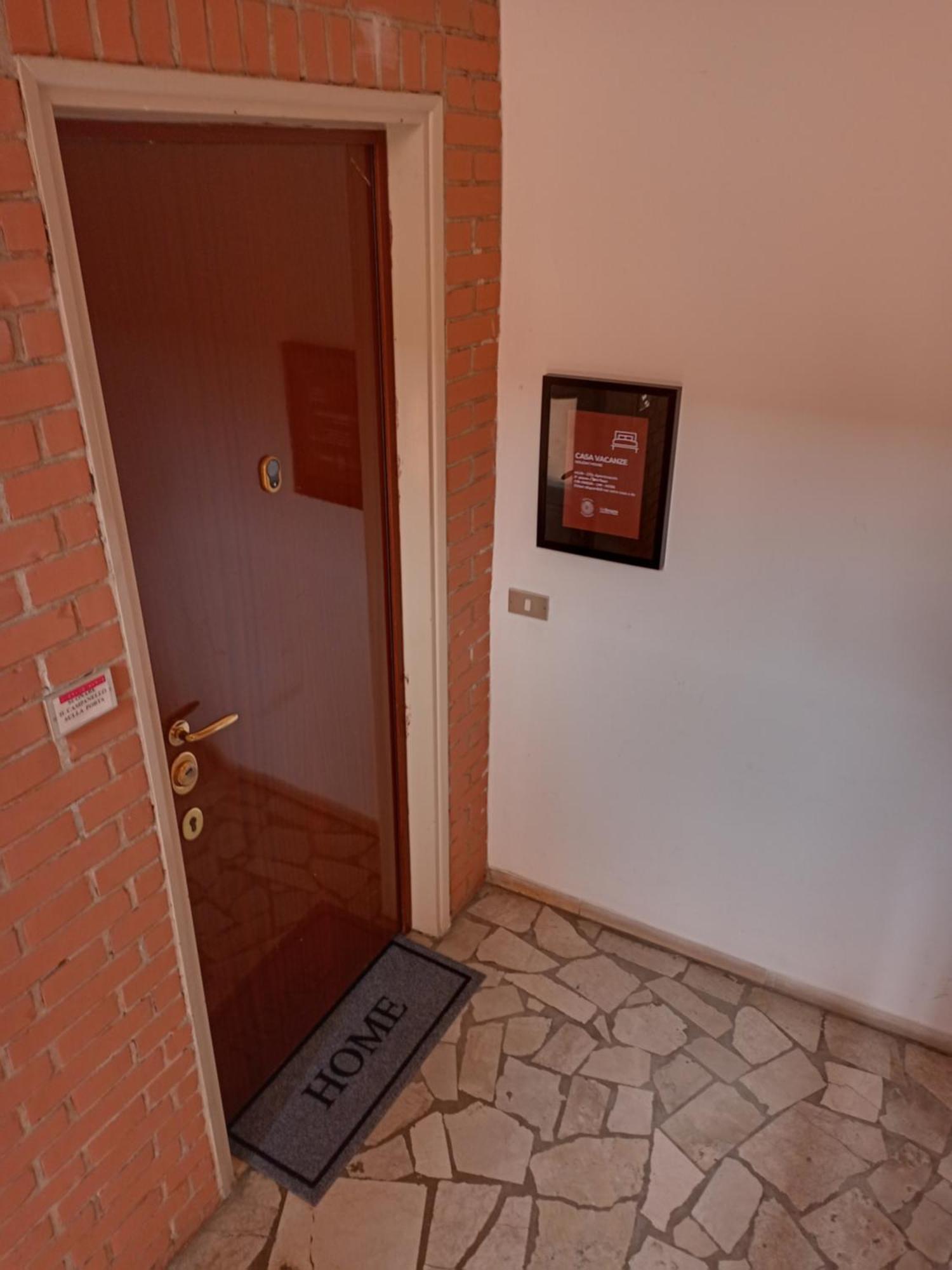 Mun Apartment City - Major Unforgettable Nights Bergamo Bagian luar foto